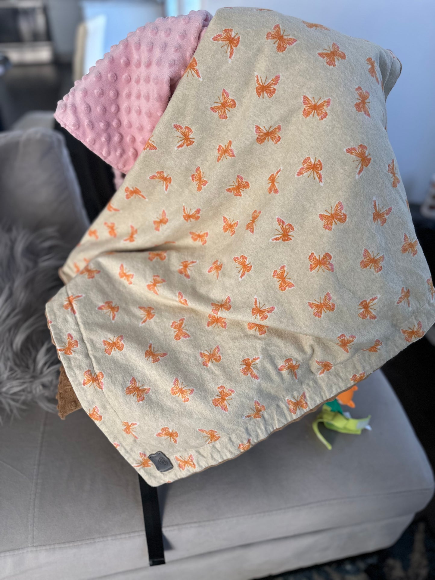 Gorro y manta para bebé a juego