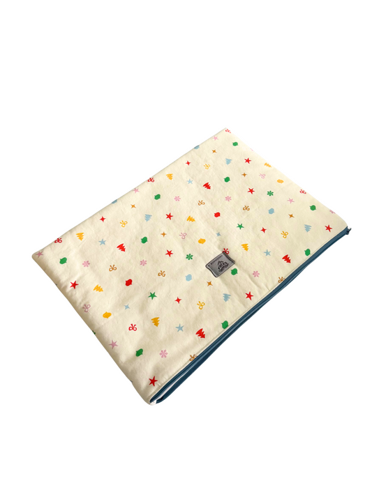 Winter Bliss Laptop Sleeve
