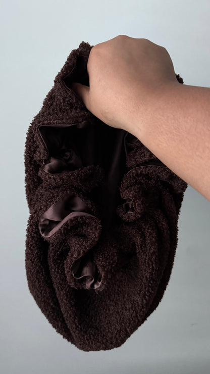 Cocoa Teddy Ruffle Bonnet